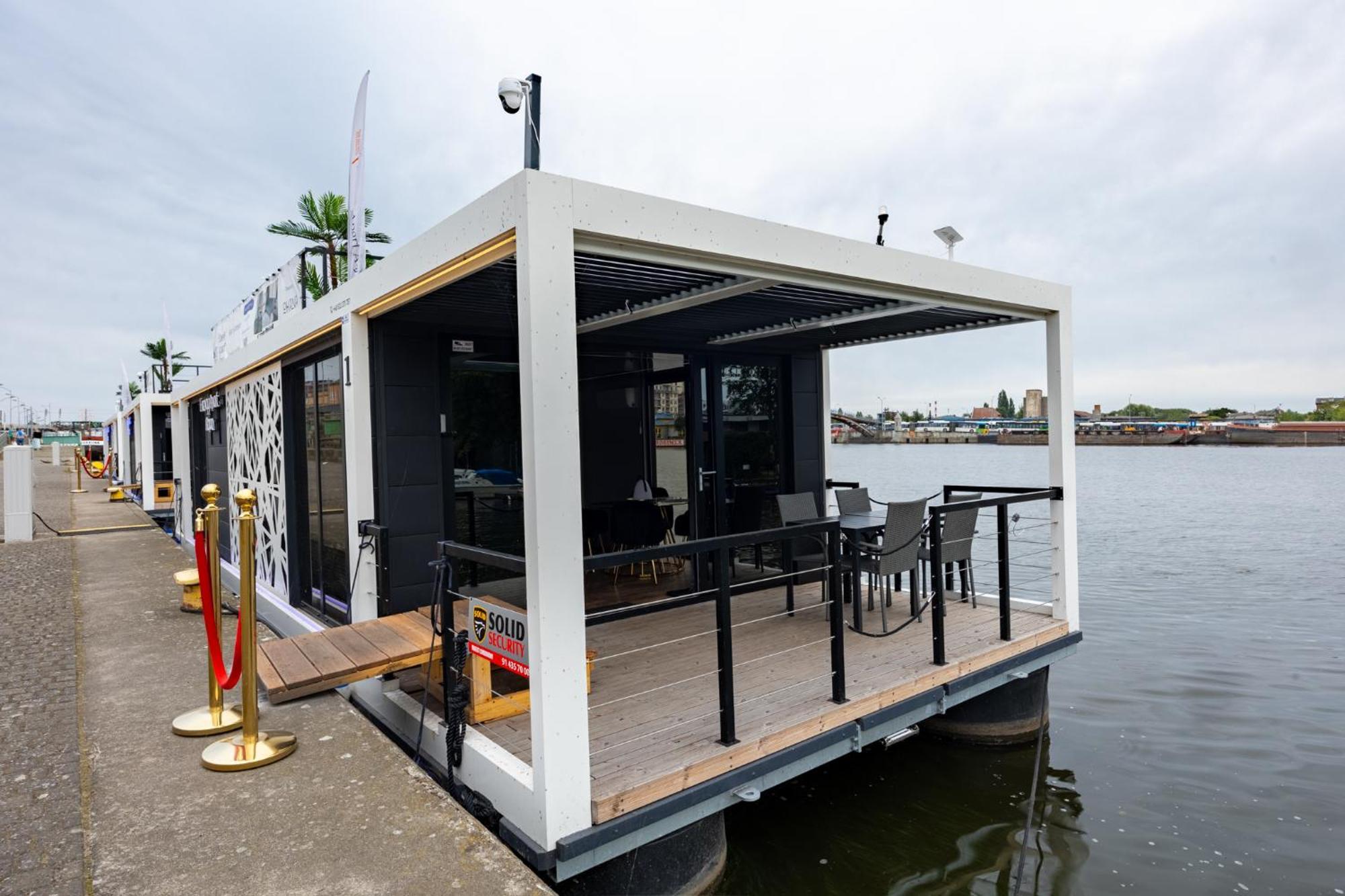 Houseboat Energyapart Szczecin Exterior photo